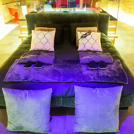 Les Secrets Love hotel