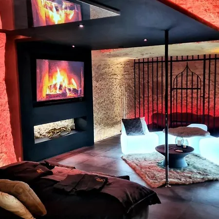 Les Secrets Love hotel